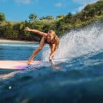 Surfa på Bali